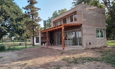 Casa a estrenar - Ibarlucea - Barrio 