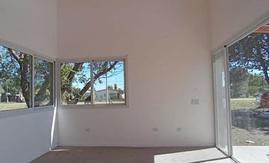 Casa a estrenar - Ibarlucea - Barrio 