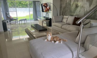 casa condominio en arriendo/venta en ciudad jardín. Cod A107854