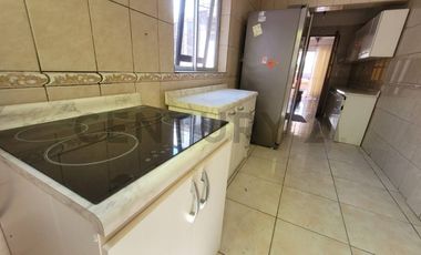 Se Arrienda casa esquina