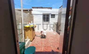 Se Arrienda casa esquina