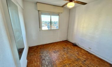 En Venta, Departamento cuatro ambientes, Muy luminoso!! (Torre 10 - Barrio Copello)