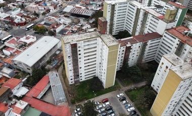 En Venta, Departamento cuatro ambientes, Muy luminoso!! (Torre 10 - Barrio Copello)