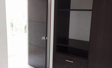 apartamento en venta en conjunto cerrado lomalinda piso 4 sin ascensor. Cod V14009