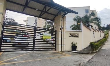 apartamento en venta en conjunto cerrado lomalinda piso 4 sin ascensor. Cod V14009