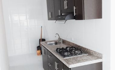 apartamento en venta en conjunto cerrado lomalinda piso 4 sin ascensor. Cod V14009