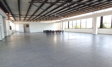 apartamento en arriendo en conjunto residencial foret  piso 15. Cod A14112