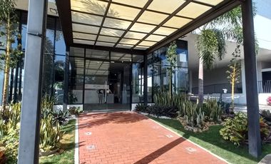 apartamento en arriendo en conjunto residencial foret  piso 15. Cod A14112