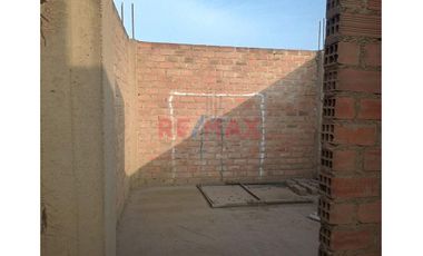 Gran Oportunidad!!! Venta De Casa En Ventanilla, A 3 Min. Paradero Norteño