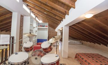 CASA 4 AMBIENTES QUINCHO BARRIO CERRADO JARDIN 2 LOTES