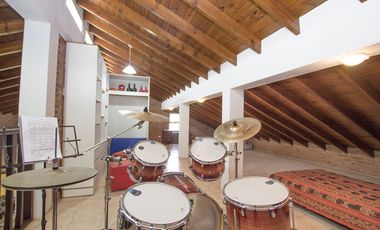 CASA 4 AMBIENTES QUINCHO BARRIO CERRADO JARDIN 2 LOTES