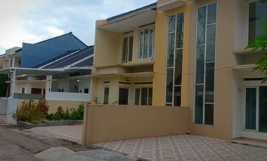 Dijual Rumah Siap Huni 2 lantai Di Dalam Cluster Green Galaxi Di Margahayu Raya Bandung