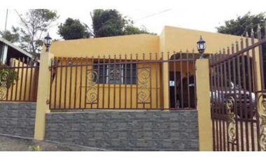 VENDO CASA EN LA CHORRERA BARRIO COLÓN 3R