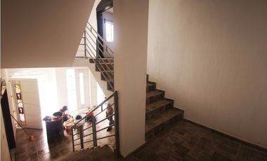 3 DEPARTAMENTOS EN ESQUINA NOGAL, COL LOS ARCOS, JIQUILPAN MICHOACAN