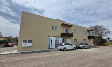 3 DEPARTAMENTOS EN ESQUINA NOGAL, COL LOS ARCOS, JIQUILPAN MICHOACAN