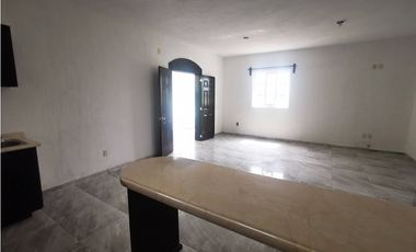 3 DEPARTAMENTOS EN ESQUINA NOGAL, COL LOS ARCOS, JIQUILPAN MICHOACAN