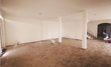 3 DEPARTAMENTOS EN ESQUINA NOGAL, COL LOS ARCOS, JIQUILPAN MICHOACAN