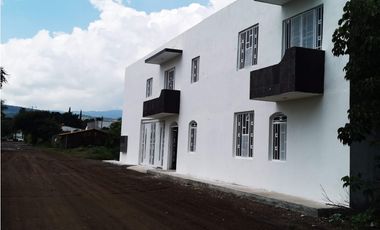 3 DEPARTAMENTOS EN ESQUINA NOGAL, COL LOS ARCOS, JIQUILPAN MICHOACAN