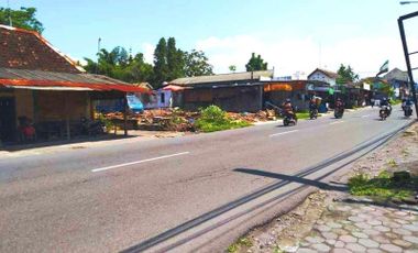 Tanah Strategis Pinggir Jalan kaliurang Km 10 Dekat UGM dan Pasar Gentan