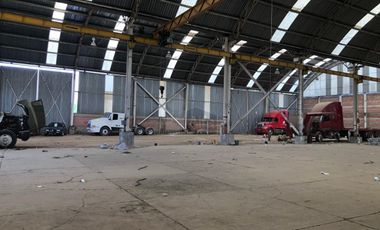 Renta de Bodegas sobre  carretera Toluca -Tenango, municipio de Santa Maria Rayón