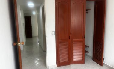 apartamento en arriendo en el dorado. Cod A9433391