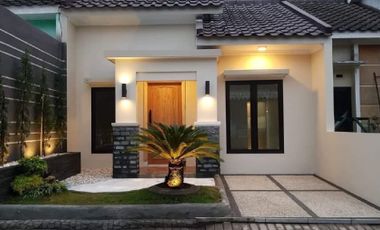 Rumah Cantik Siap Huni Tlogowaru Dekat Dispenduk Kota Malang