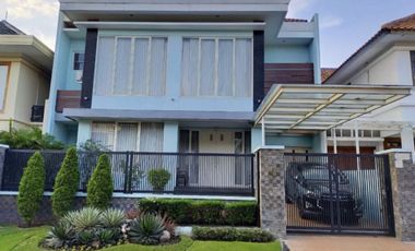 Rumah mewah elegan di villa bukit indah pakuwon indah SBY barat