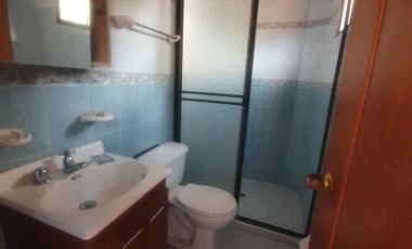 apartamento en arriendo en el carmelo. Cod A213096