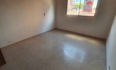 apartamento en arriendo en el carmelo. Cod A213096
