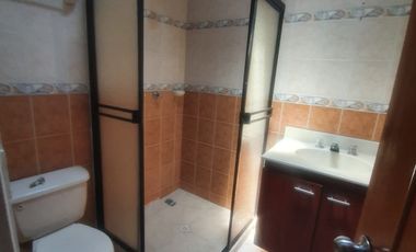 apartamento en arriendo en el carmelo. Cod A213096