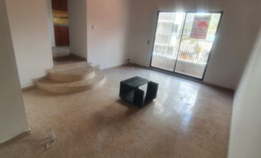 apartamento en arriendo en el carmelo. Cod A213096
