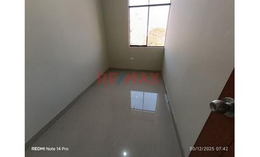 Se Alquila Minidepartamento En 3 Er Piso Urb. Derrama Magisterial