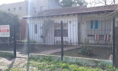 Chalet en venta en Moreno Centro