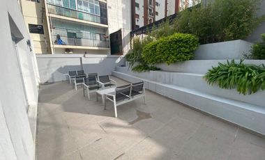 Alquiler de 2 ambientes con balcón y Amenities!