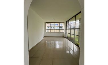 Alquiler de Casa Residencial / Comercial en San Francisco (MH)