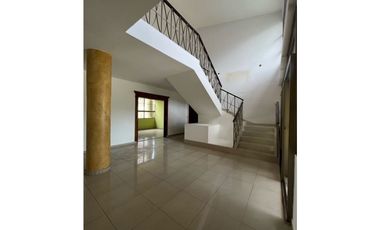 Alquiler de Casa Residencial / Comercial en San Francisco (MH)