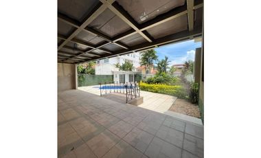 Alquiler de Casa Residencial / Comercial en San Francisco (MH)