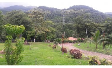 HERMOSA PROPIEDAD  en Sajalices-Chame >>4,200mt2<<