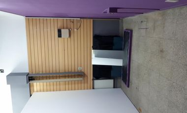 Venta de dos locales en Isidro Casanova