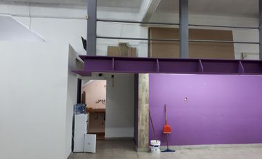 Venta de dos locales en Isidro Casanova