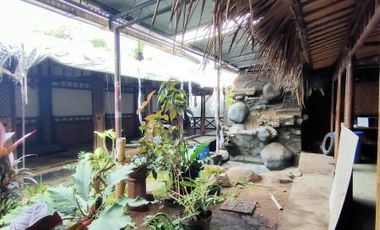 Dijual Gudang/tempat usaha di jln utama Wolter Monginsidi Pedurungan Semarang