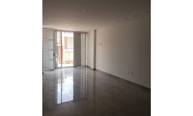 Maat vende Casa en Conjunto Cerrado-Villeta. $470 Millones