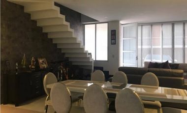 Maat vende Casa en Conjunto Cerrado-Villeta. $470 Millones