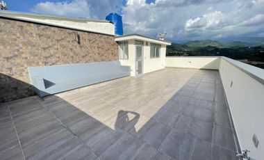 Maat vende Casa en Conjunto Cerrado-Villeta. $470 Millones