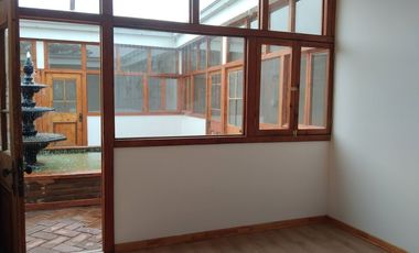Casa Condell:  Oficinas Y Café en San Francisco de Limache