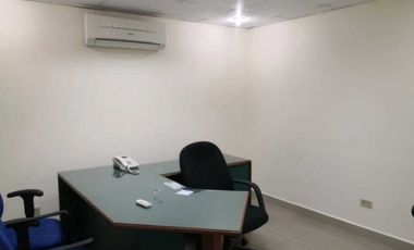 Se vende casa comercial en vía principal de avenida la Paz/ Betania