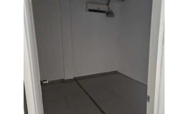 Se vende casa comercial en vía principal de avenida la Paz/ Betania