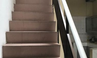 Rumah Disewakan FULL FURNISH di Jl. Raya Manyar Tirtoyoso, Surabaya