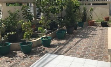 Rumah Disewakan FULL FURNISH di Jl. Raya Manyar Tirtoyoso, Surabaya