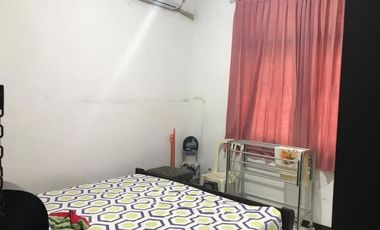 Rumah Disewakan FULL FURNISH di Jl. Raya Manyar Tirtoyoso, Surabaya